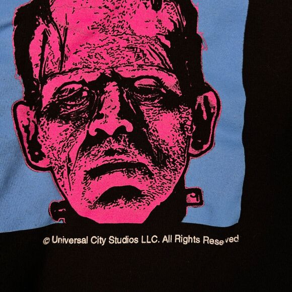 Monsters T-Shirt Adult Black Frankenstein Universal Studios Horror Tee 2XL - Picture 4 of 5